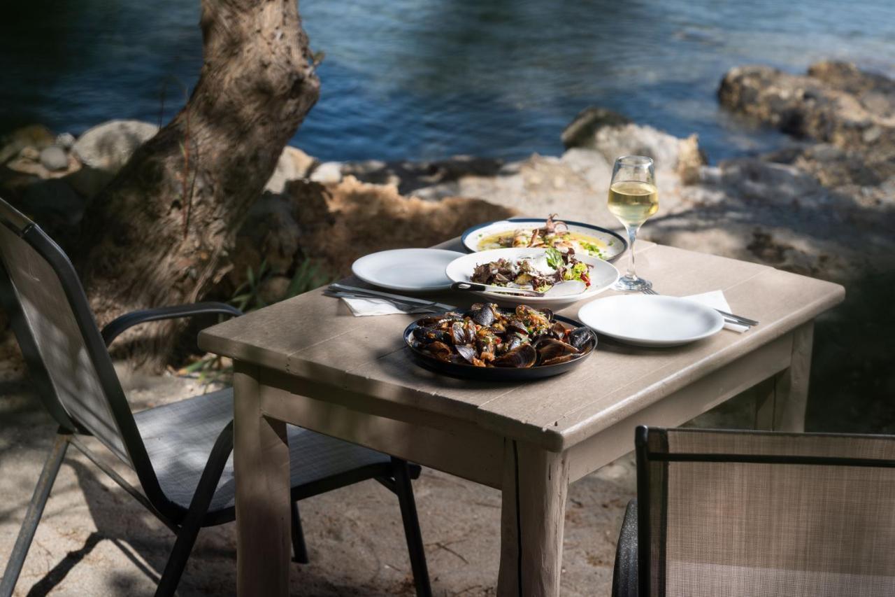 Mylos Seaside Experience Frangocastelo ภายนอก รูปภาพ